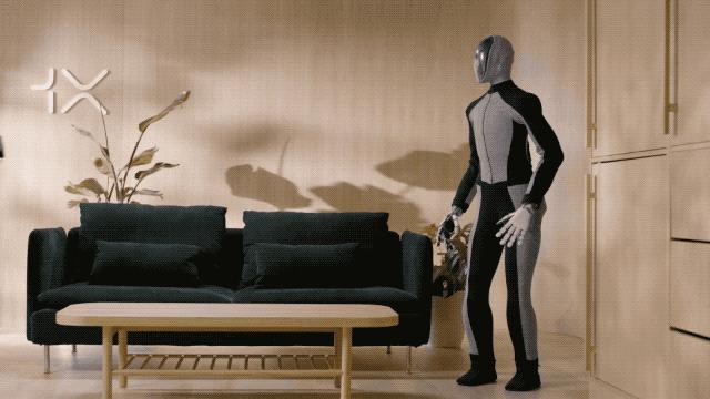 特斯拉发布会上惊艳的社牛人形机器人，原来是真人远程遥控的？